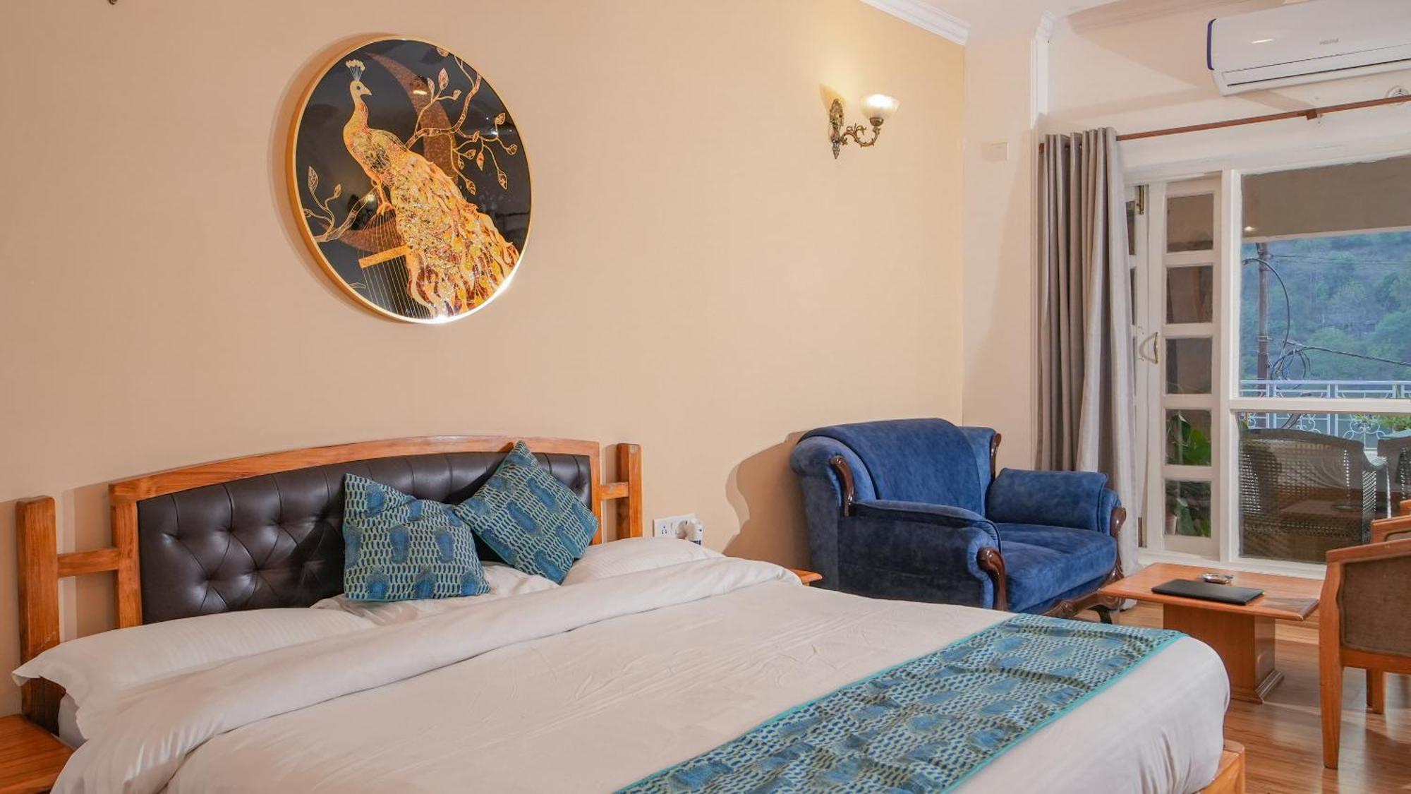 Neelesh Inn- A Luxury Lake View Hotel- 20 Kms From Nainital Bhīm Tāl 外观 照片